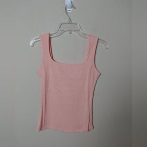 NIA RIBBED Peach TANK. STRETCHY SOFT SIZE Medium NWT